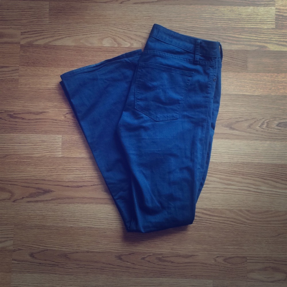 Gap blue size 6 flare leg pants
